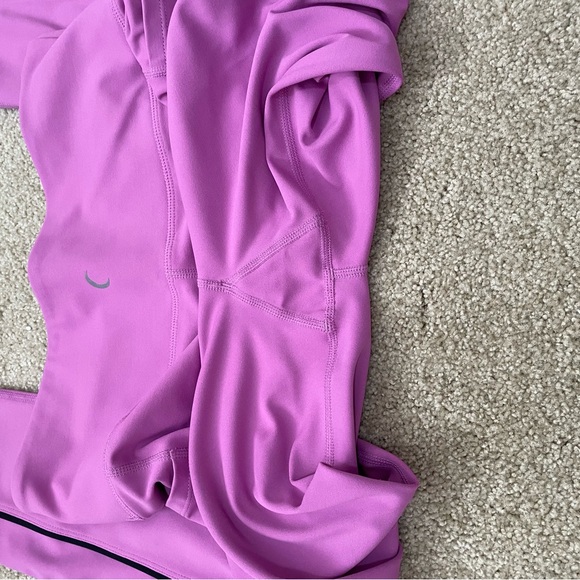 Zyia legging capris size 8-10 - Picture 3 of 4